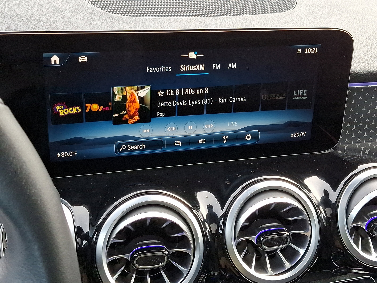 Certified 2024 Mercedes-Benz GLB 250 4MATIC image 17