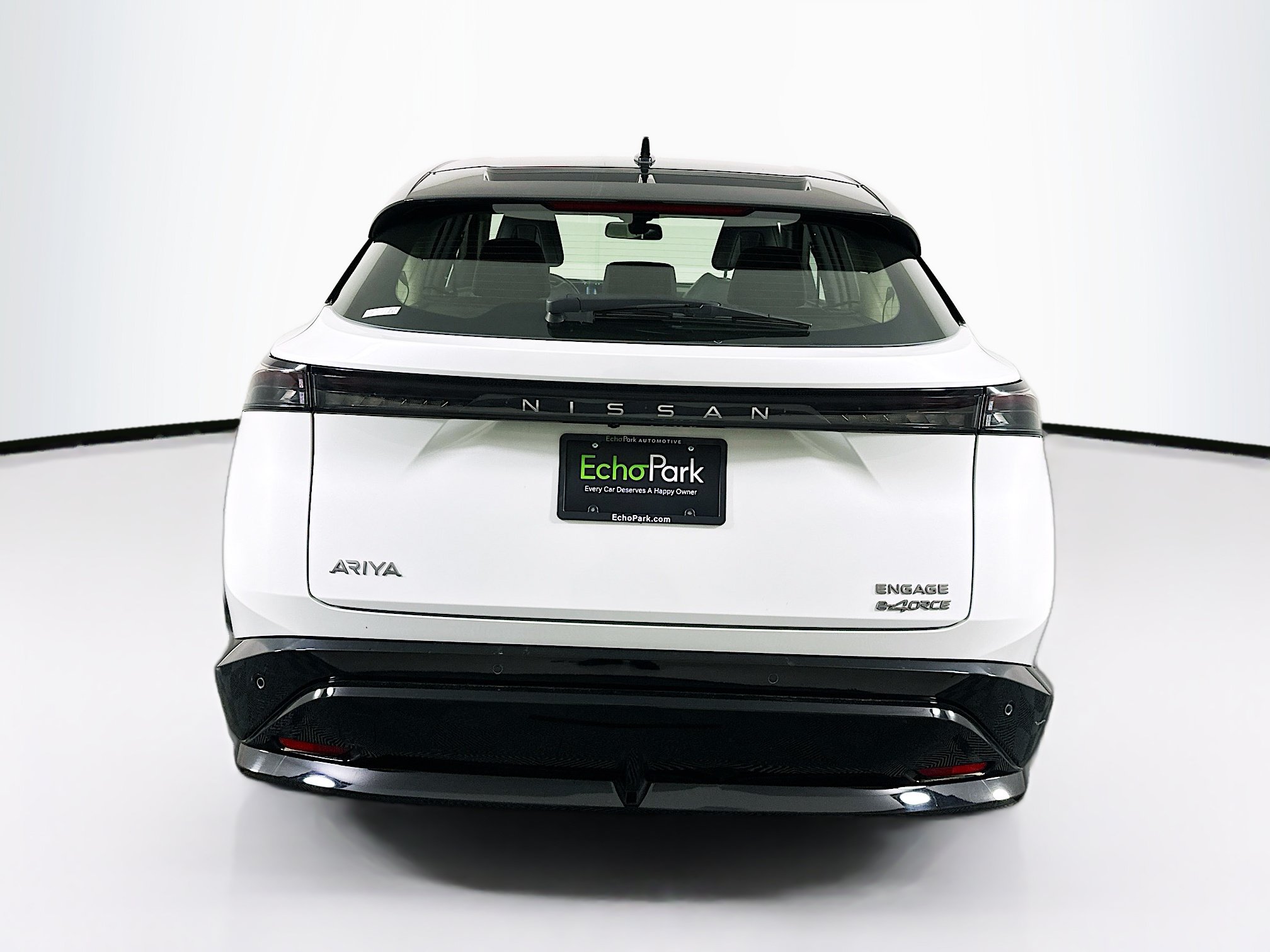 Used 2024 Nissan Ariya AWD image 7