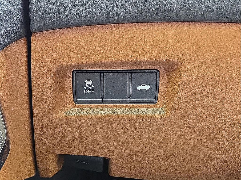 Used 2021 INFINITI Q50 Signature Edition w/ Cargo Package image 33