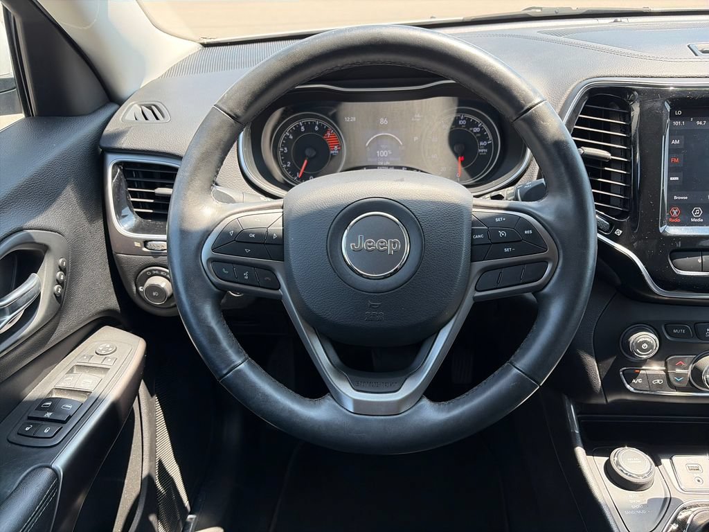 Used 2019 Jeep Cherokee Limited AWD/4WD image 14