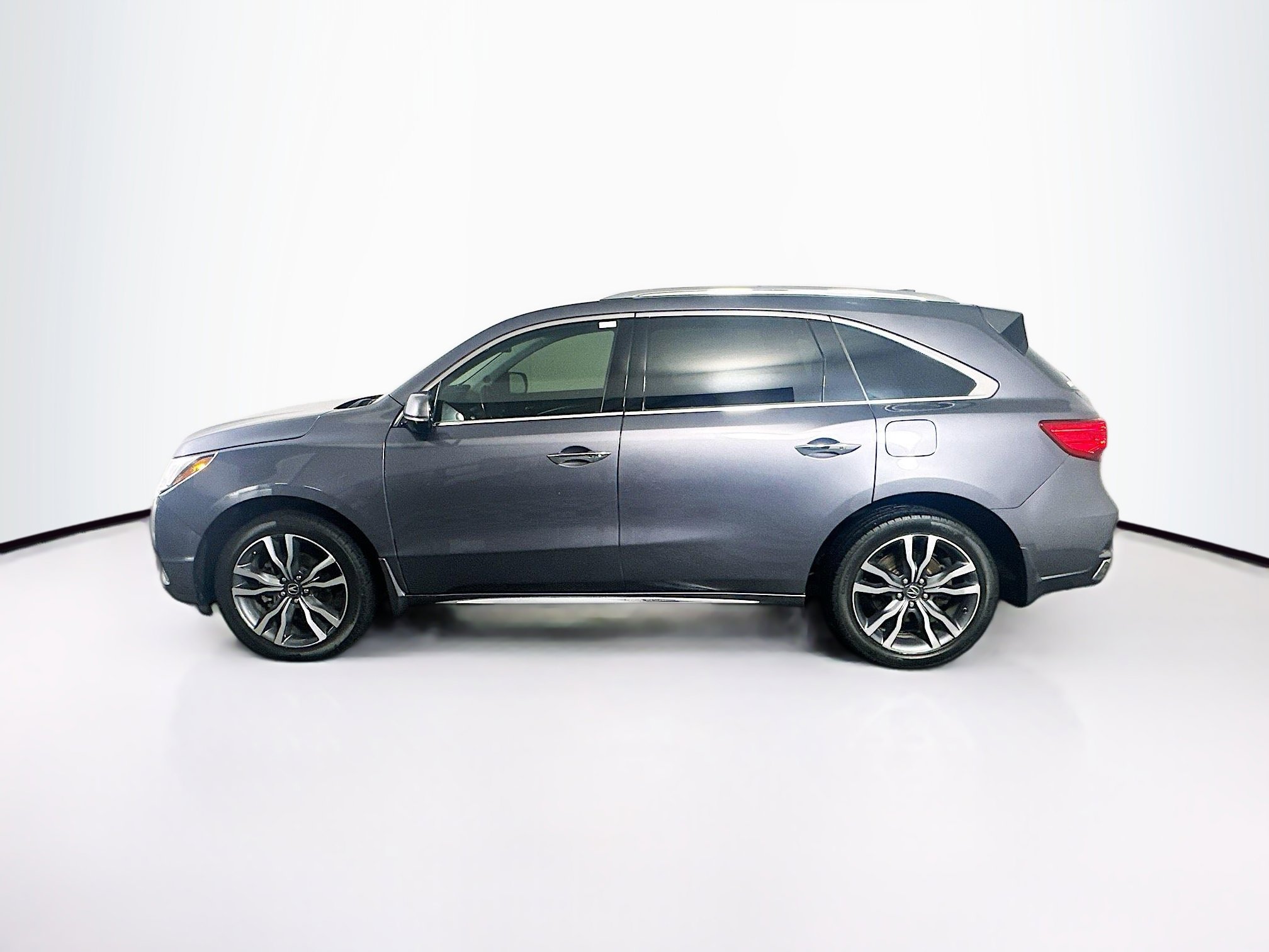 Used 2019 Acura MDX FWD w/ Advance Package image 4