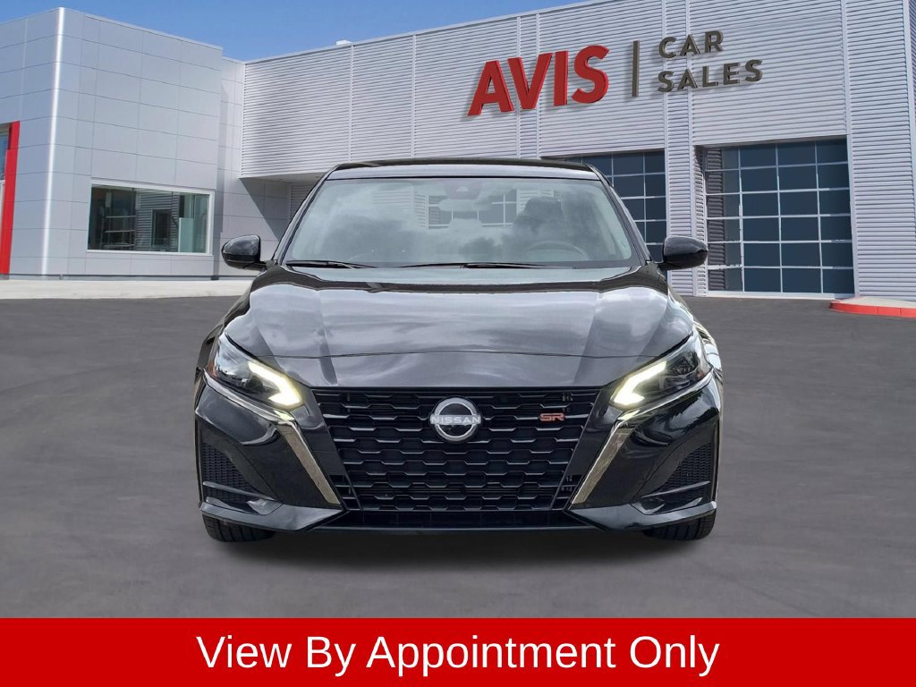 Used 2025 Nissan Altima 2.5 SR FWD image 2