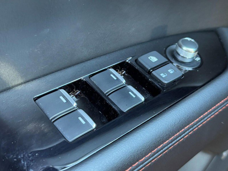 Used 2025 MAZDA CX-5 Carbon Edition image 25