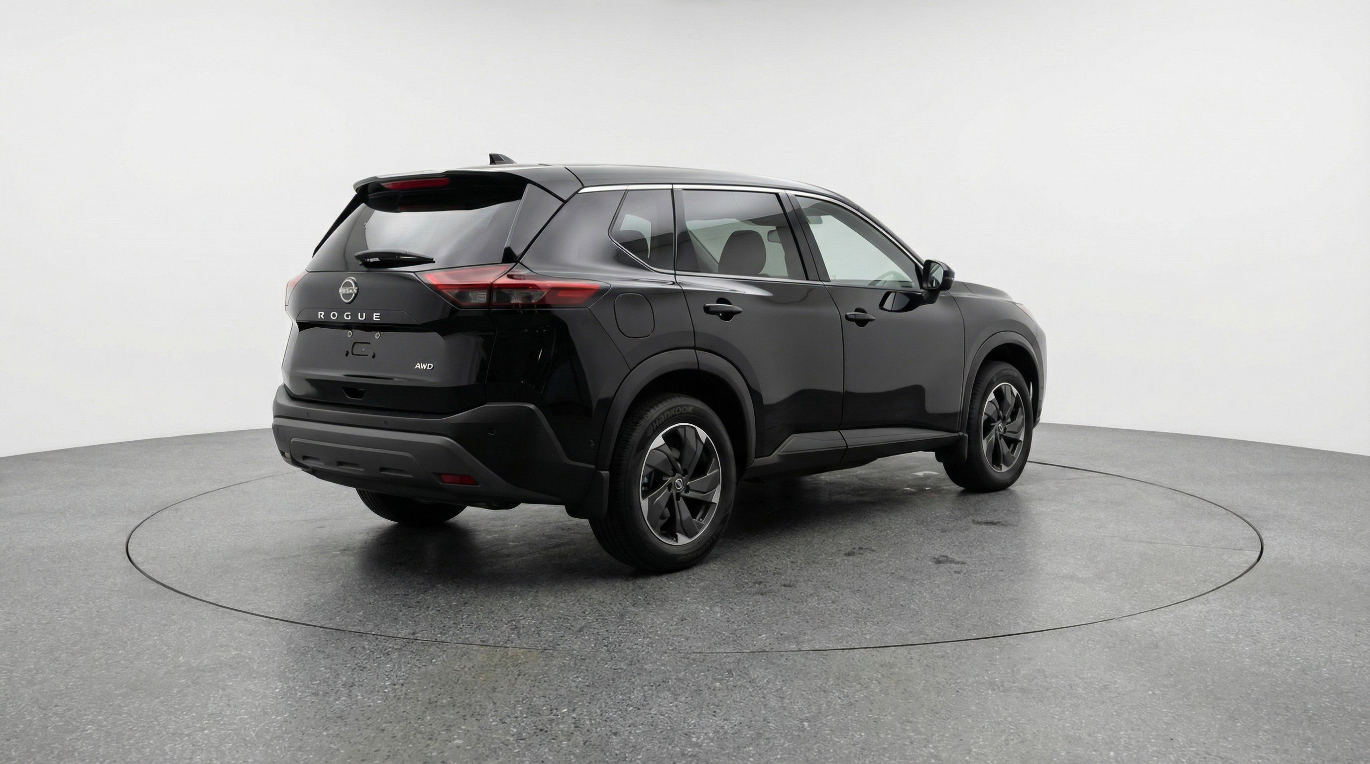 Used 2025 Nissan Rogue SV AWD/4WD image 9