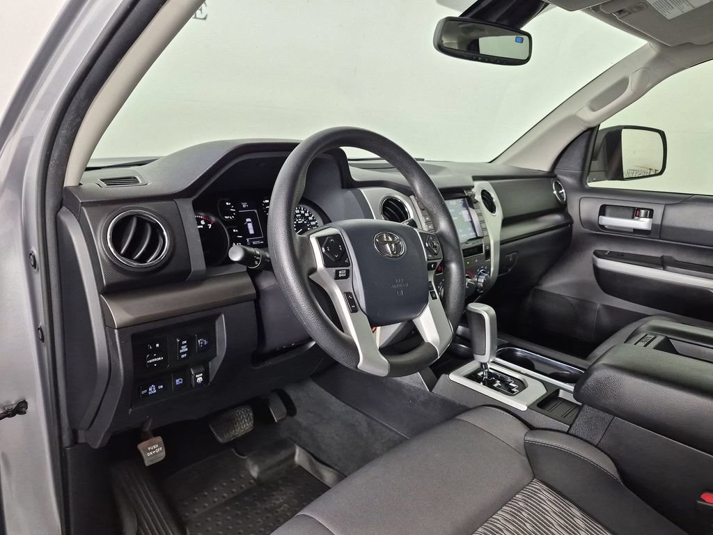 Used 2020 Toyota Tundra SR5 w/ SR5 Upgrade Package RWD image 18