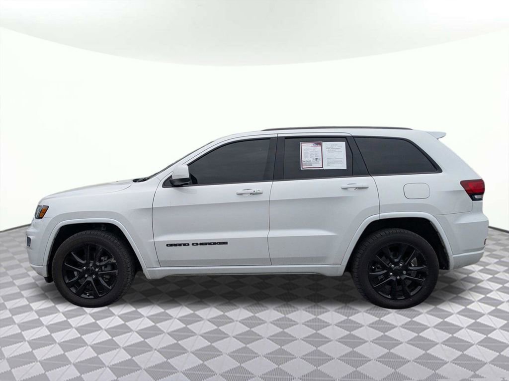 Used 2020 Jeep Grand Cherokee Altitude image 6
