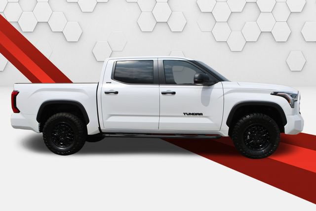 Used 2026 Toyota Tundra SR5 AWD/4WD image 4