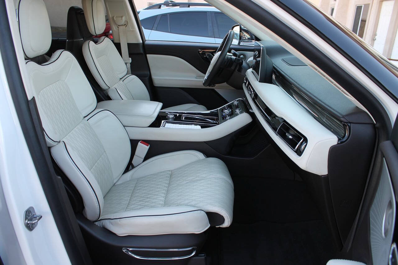 Used 2020 Lincoln Aviator Black Label Grand Touring w/ Class IV Trailer Tow Package AWD/4WD image 57