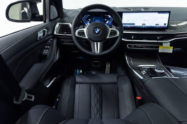 New 2026 BMW X7 M60i image 4