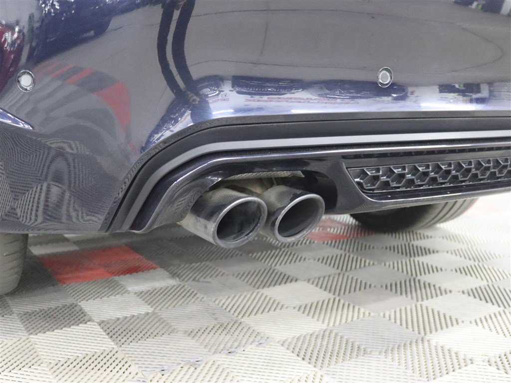 Used 2019 BMW X6 M w/ Executive Package image 7