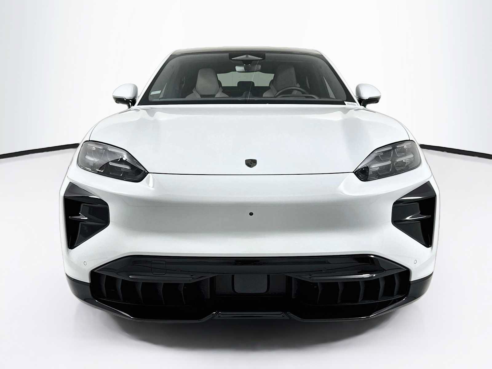 New 2026 Porsche Cayenne Turbo AWD/4WD image 6