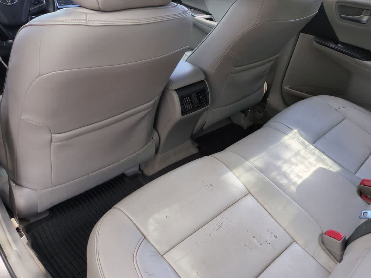 Used 2017 Toyota Camry XLE FWD image 19