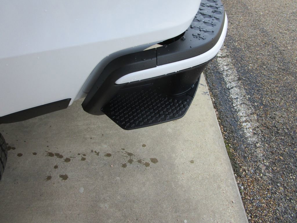 New 2026 GMC Canyon Elevation image 10