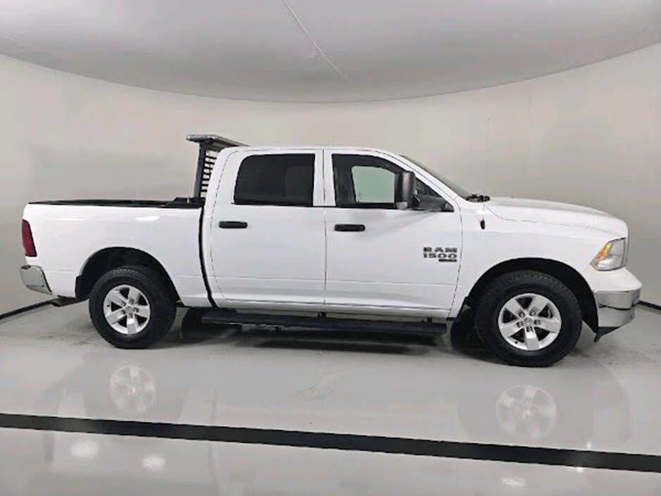 Used 2022 RAM 1500 Tradesman w/ Chrome Appearance Group AWD/4WD image 7