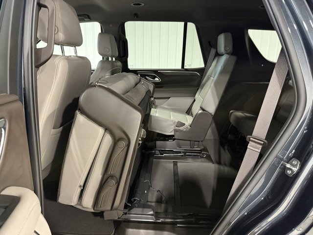 Used 2022 Chevrolet Tahoe LT w/ Luxury Package image 31
