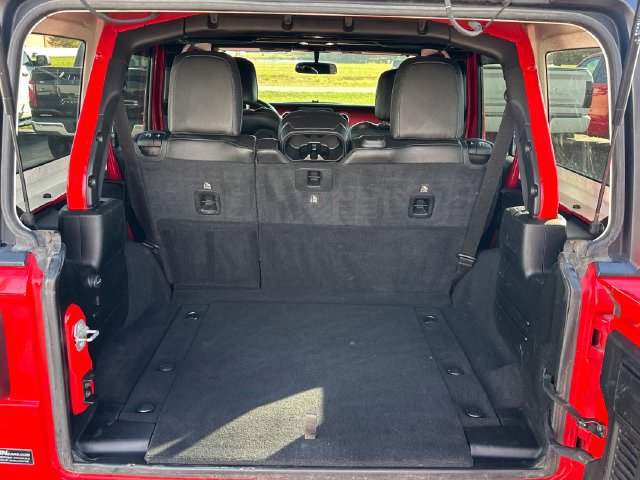 Used 2021 Jeep Wrangler Unlimited Rubicon w/ Cold Weather Group AWD/4WD image 8