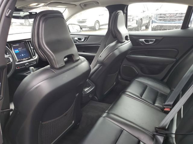 Used 2024 Volvo S60 B5 Core image 31