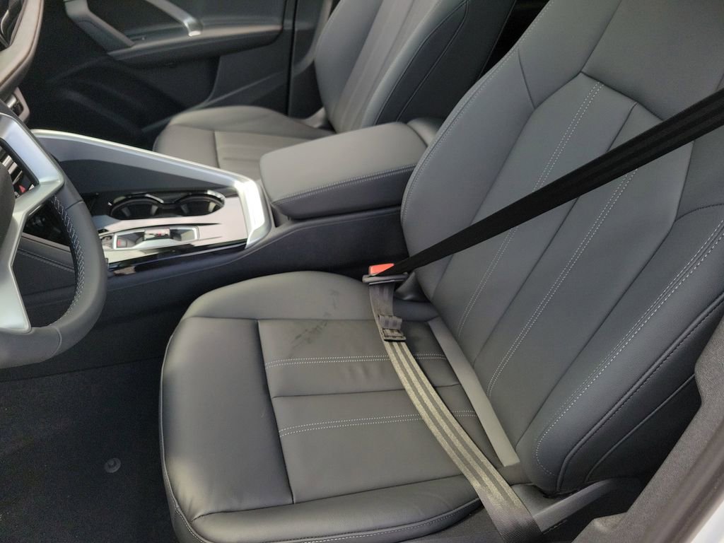 New 2025 Audi Q5 Premium image 17