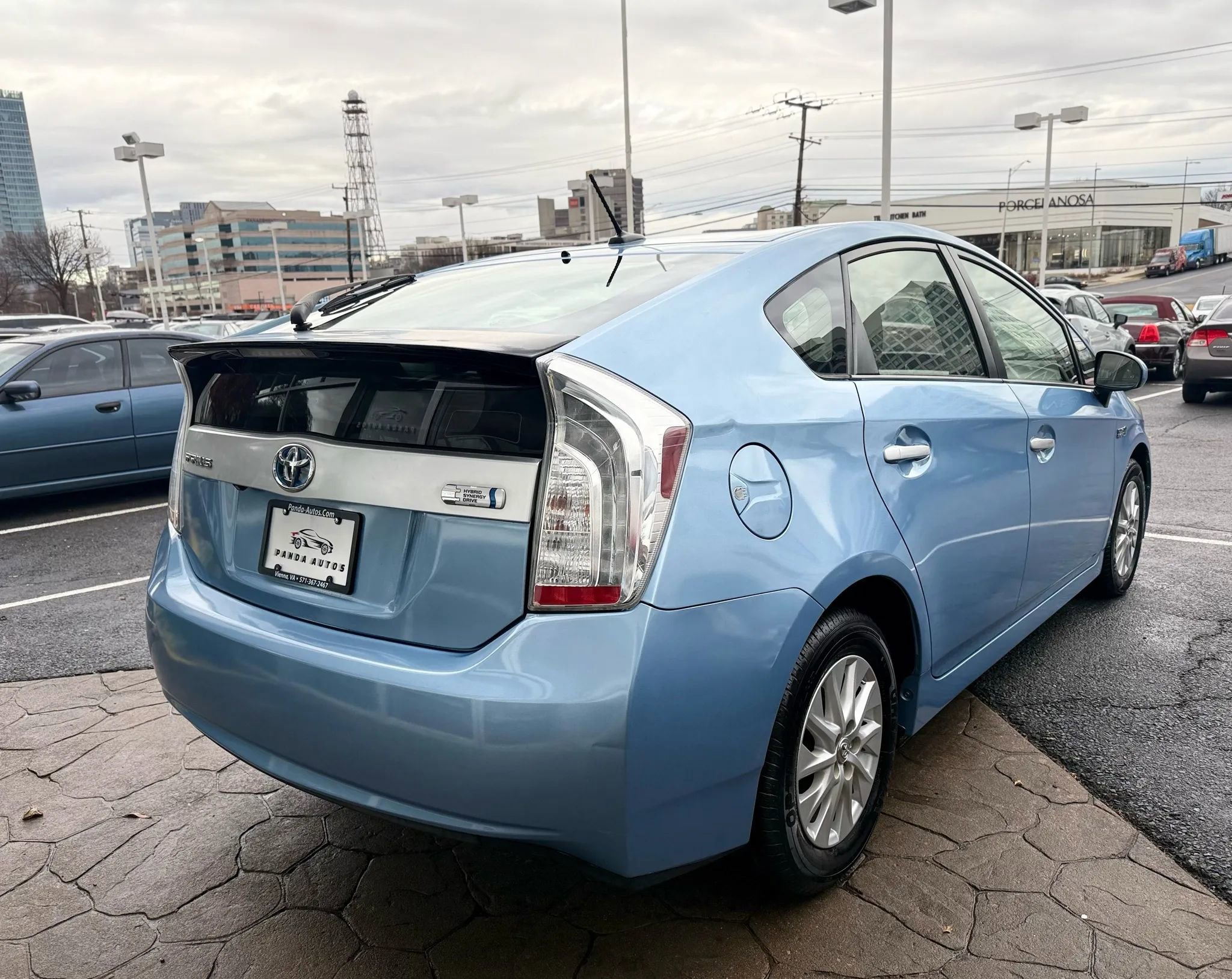 Used 2013 Toyota Prius Prime Plug-In Hybrid FWD image 7