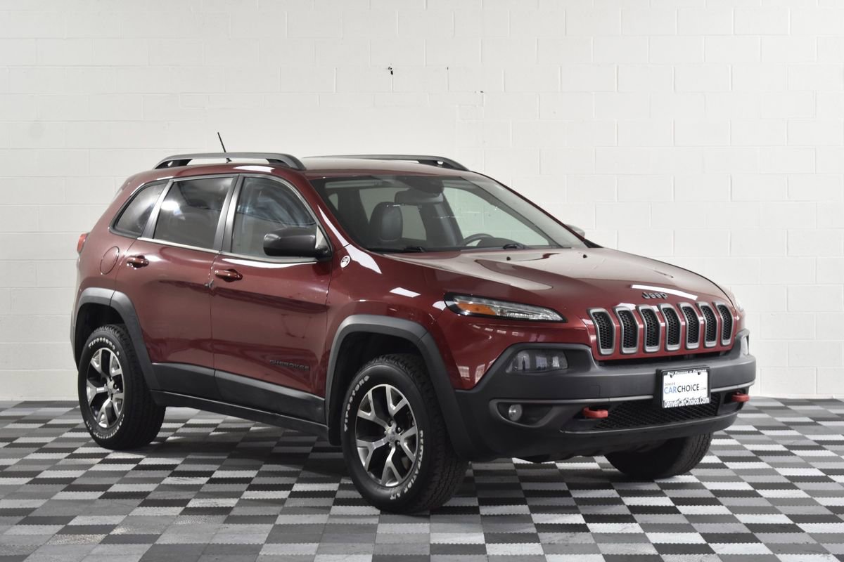 Used 2015 Jeep Cherokee Trailhawk w/ Cold Weather Group image 8