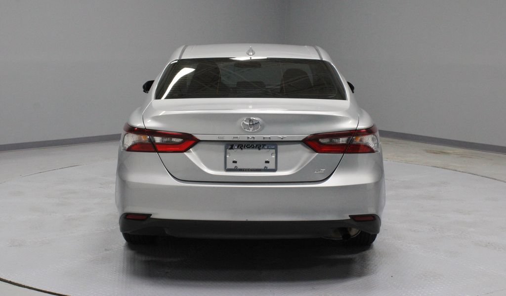 Used 2024 Toyota Camry LE FWD image 9