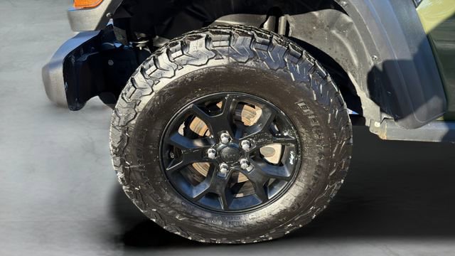 Used 2022 Jeep Wrangler Unlimited Willys image 29