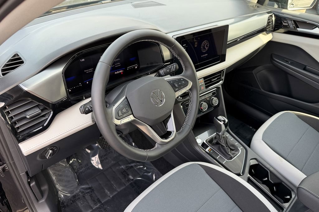 Certified 2025 Volkswagen Taos S image 11