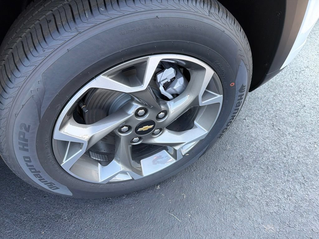 New 2026 Chevrolet Trax LT w/ Driver Confidence Package FWD image 4