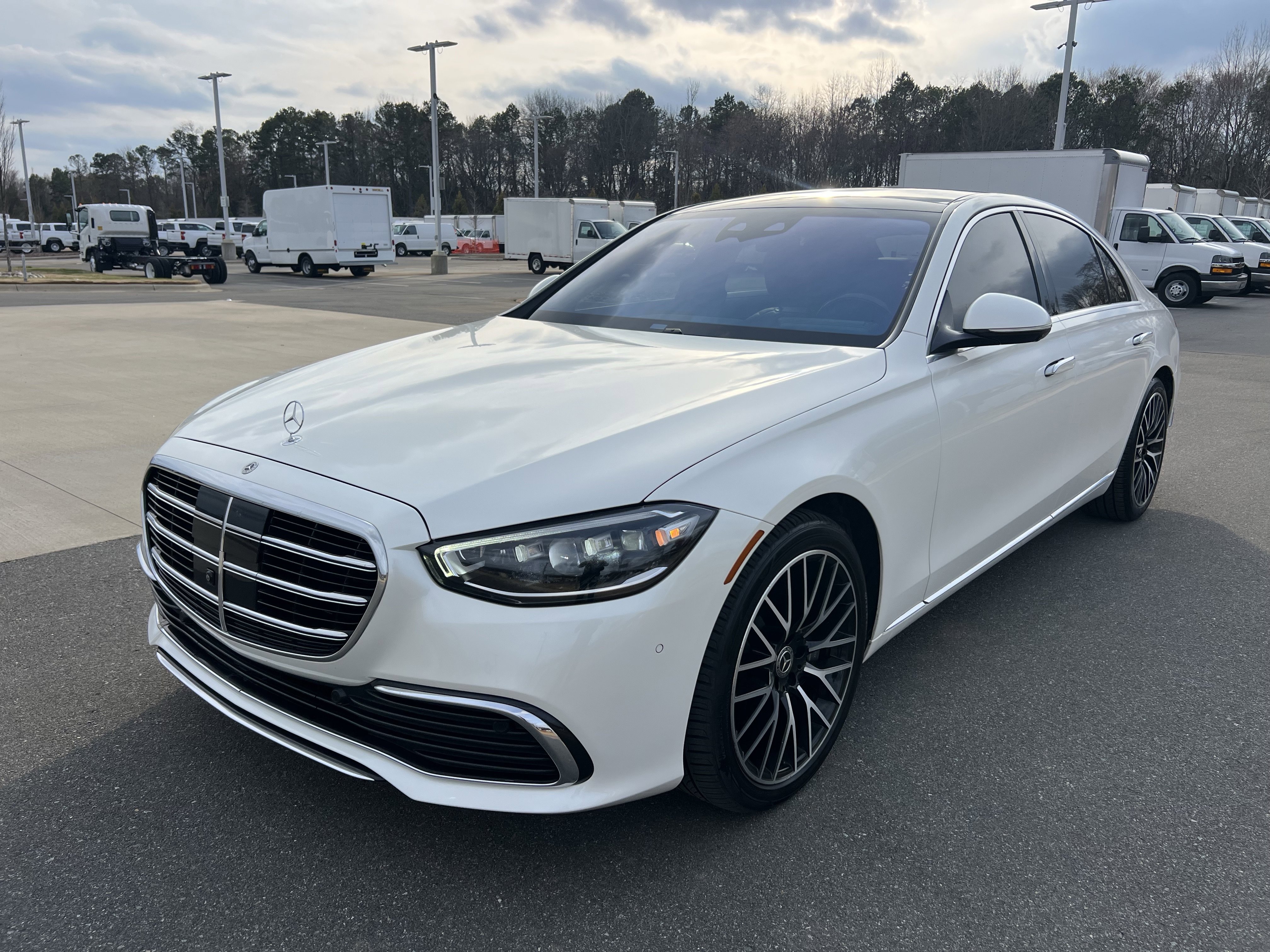 Used 2023 Mercedes-Benz S 580 S 580 image 5