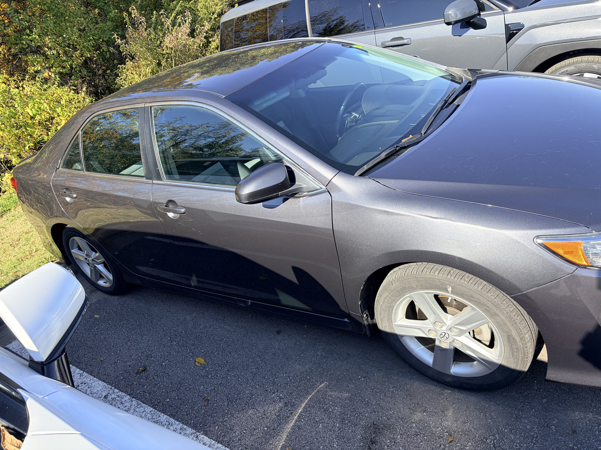 Used 2014 Toyota Camry SE FWD image 7