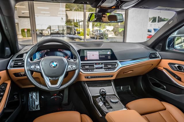 Used 2022 BMW 330i xDrive Sedan w/ Driving Assistance Package AWD/4WD image 22
