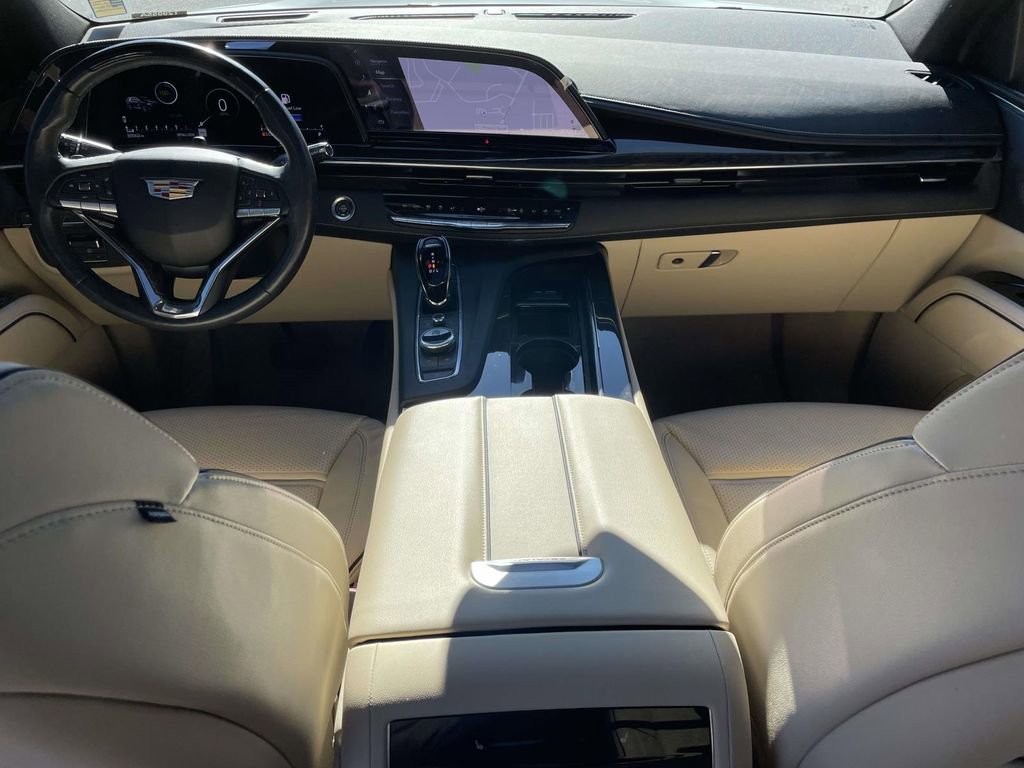 Used 2023 Cadillac Escalade ESV Premium Luxury w/ Performance Package image 16