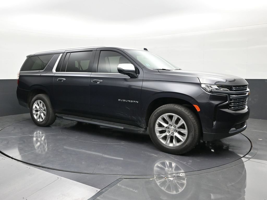 Used 2024 Chevrolet Suburban Premier RWD image 7
