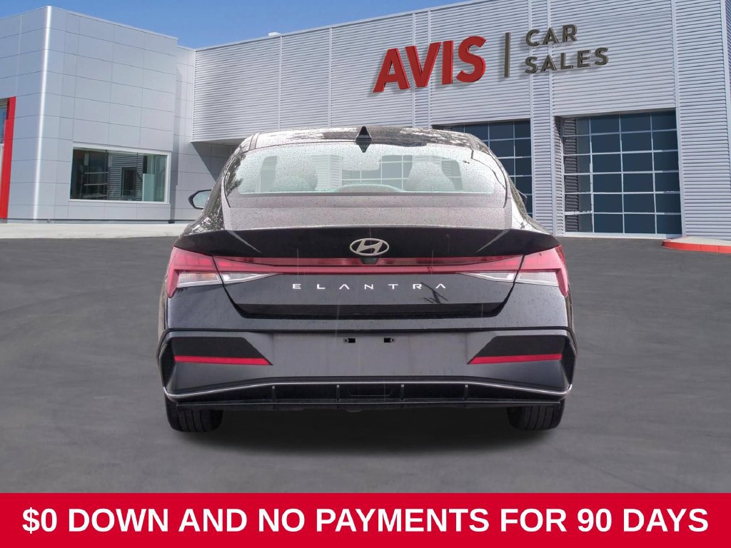Used 2025 Hyundai Elantra SEL FWD image 7