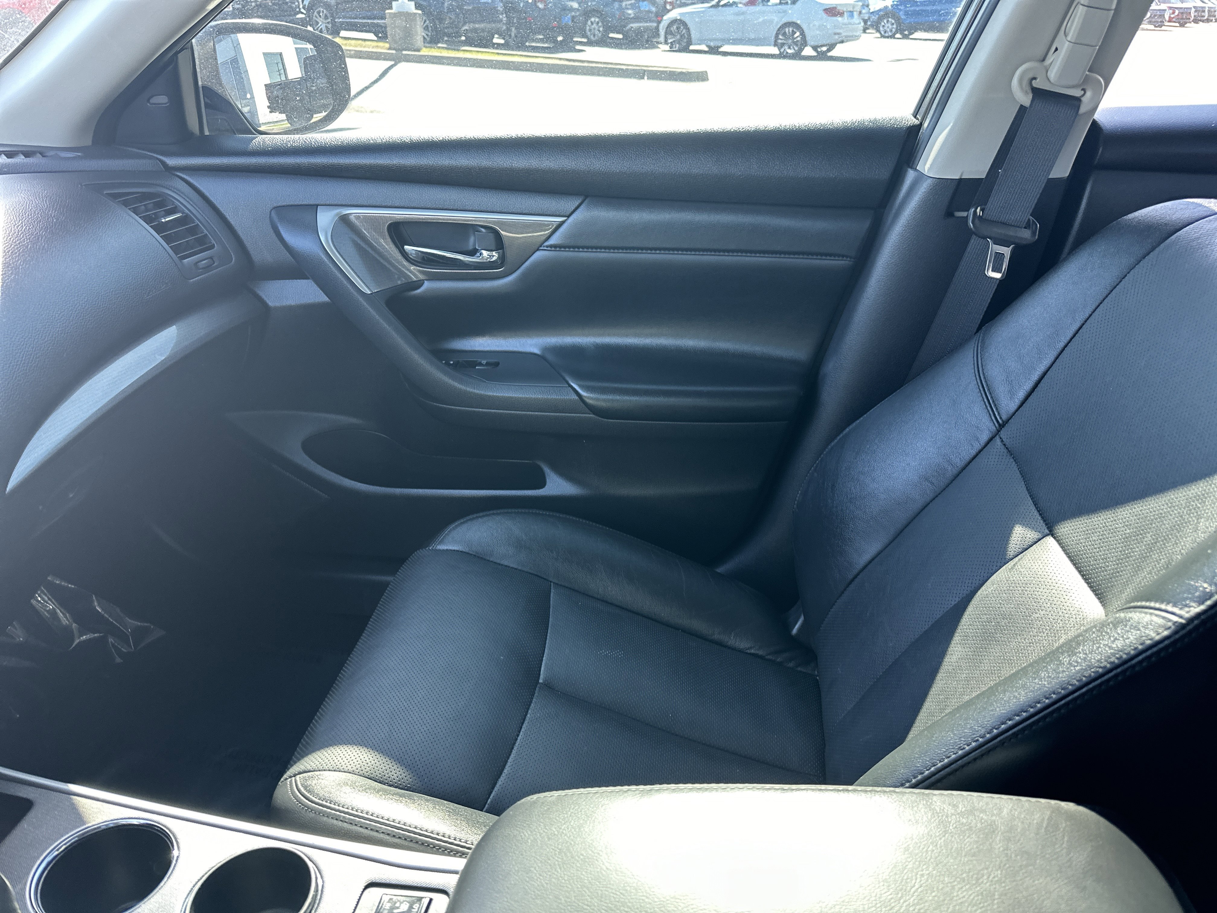 Used 2014 Nissan Altima 2.5 SL w/ Technology Package image 23