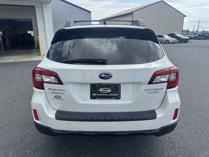 Used 2016 Subaru Outback 2.5i Limited image 4
