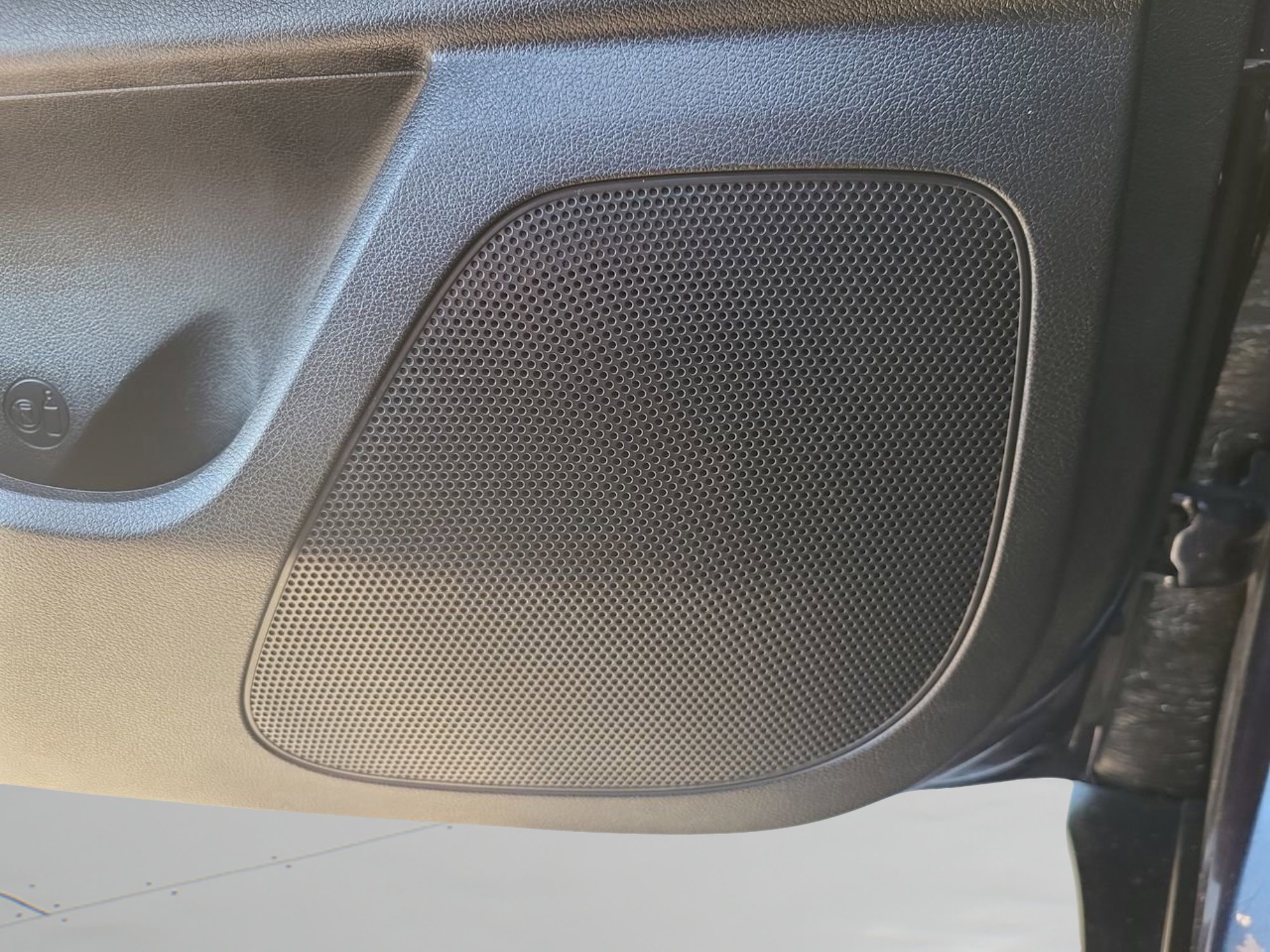 Used 2022 Kia Sportage LX image 22