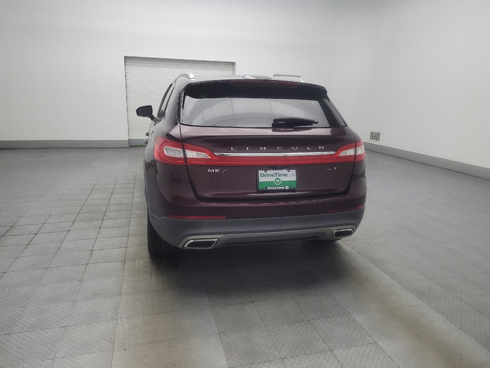 Used 2017 Lincoln MKX Reserve w/ Driver Assistance Package FWD image 6