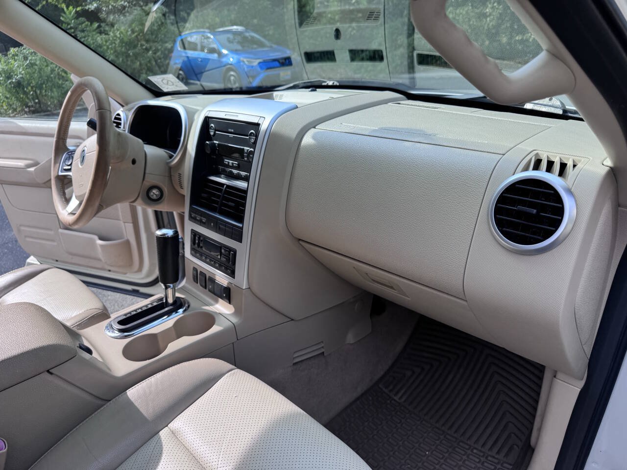 Used 2006 Mercury Mountaineer Luxury AWD/4WD image 10
