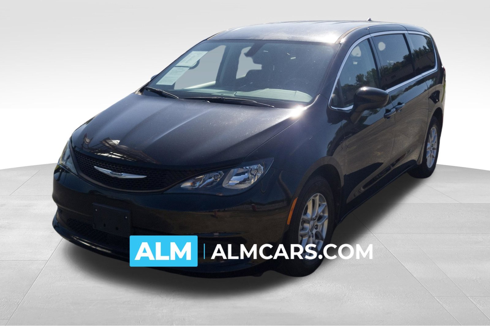Used 2022 Chrysler Voyager LX