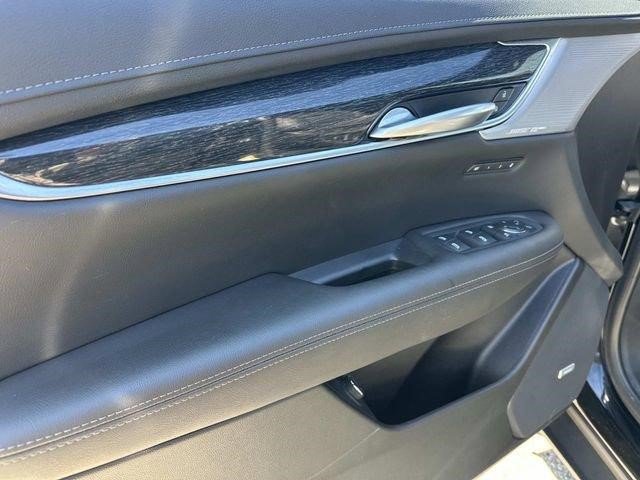 Certified 2023 Cadillac XT5 Premium Luxury AWD/4WD image 14