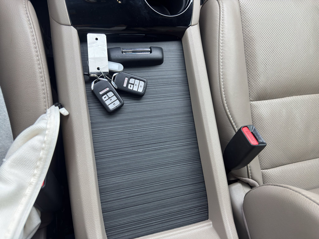 Used 2021 Honda Pilot Elite image 19