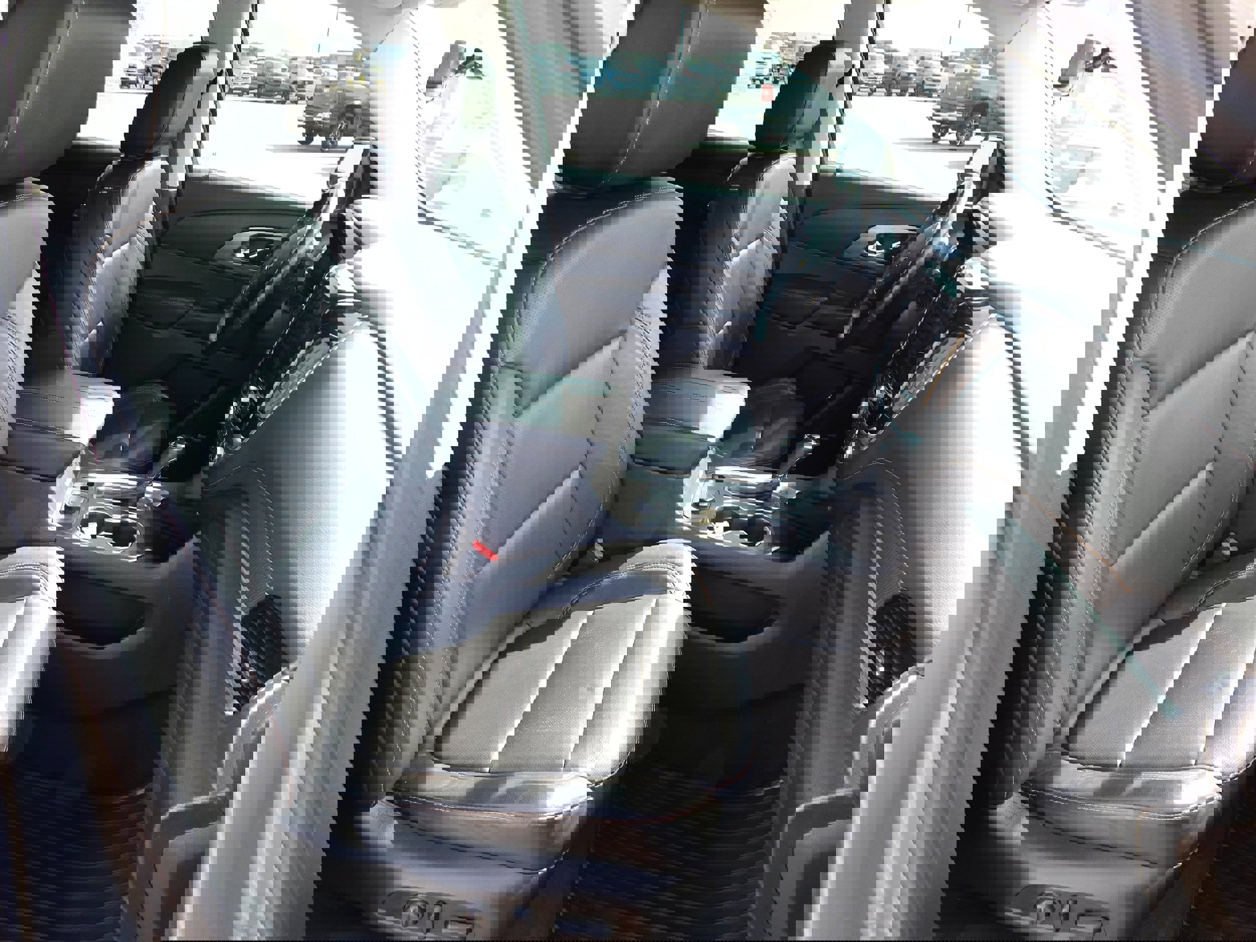 Used 2018 Chevrolet Traverse Premier w/ Driver Confidence II Package image 8