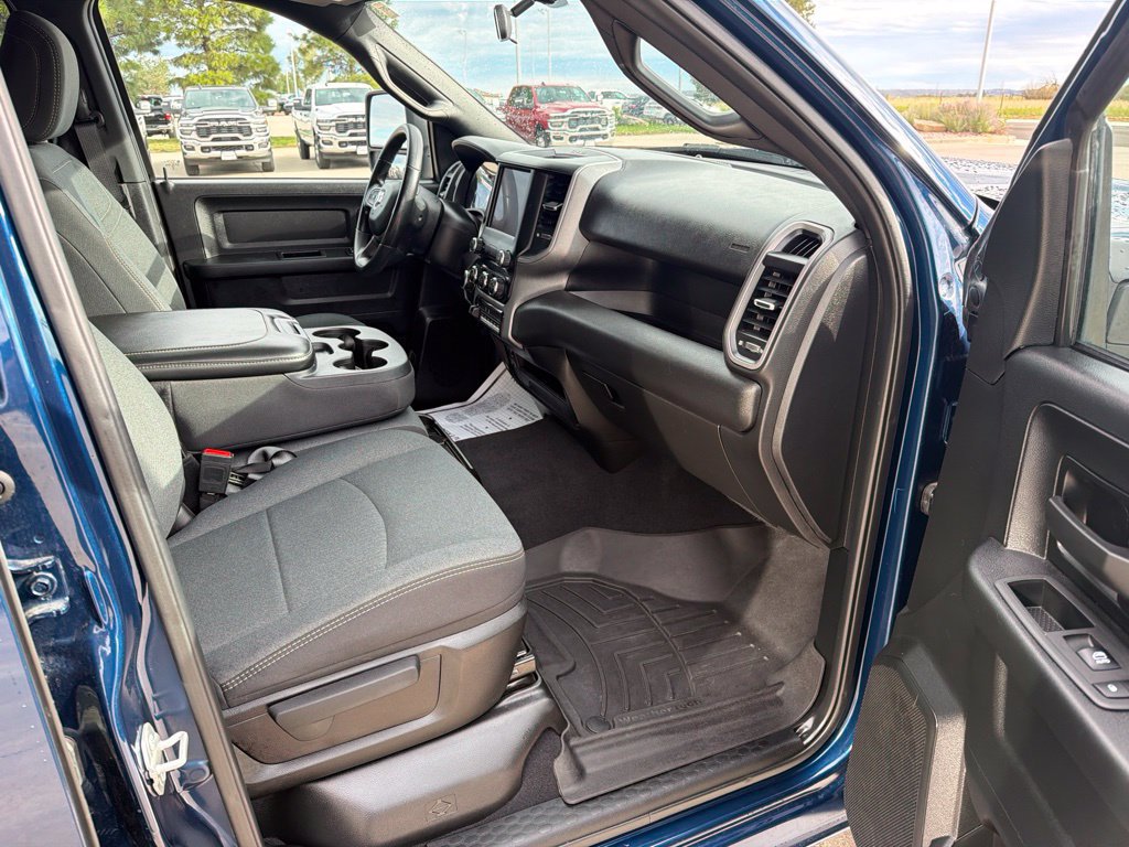 Used 2024 RAM 2500 Tradesman w/ Chrome Appearance Group AWD/4WD image 20