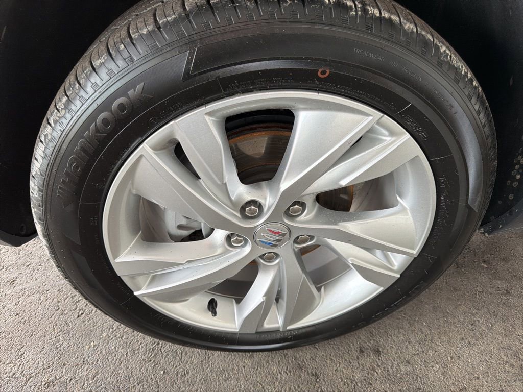 Used 2025 Buick Encore GX Preferred image 9