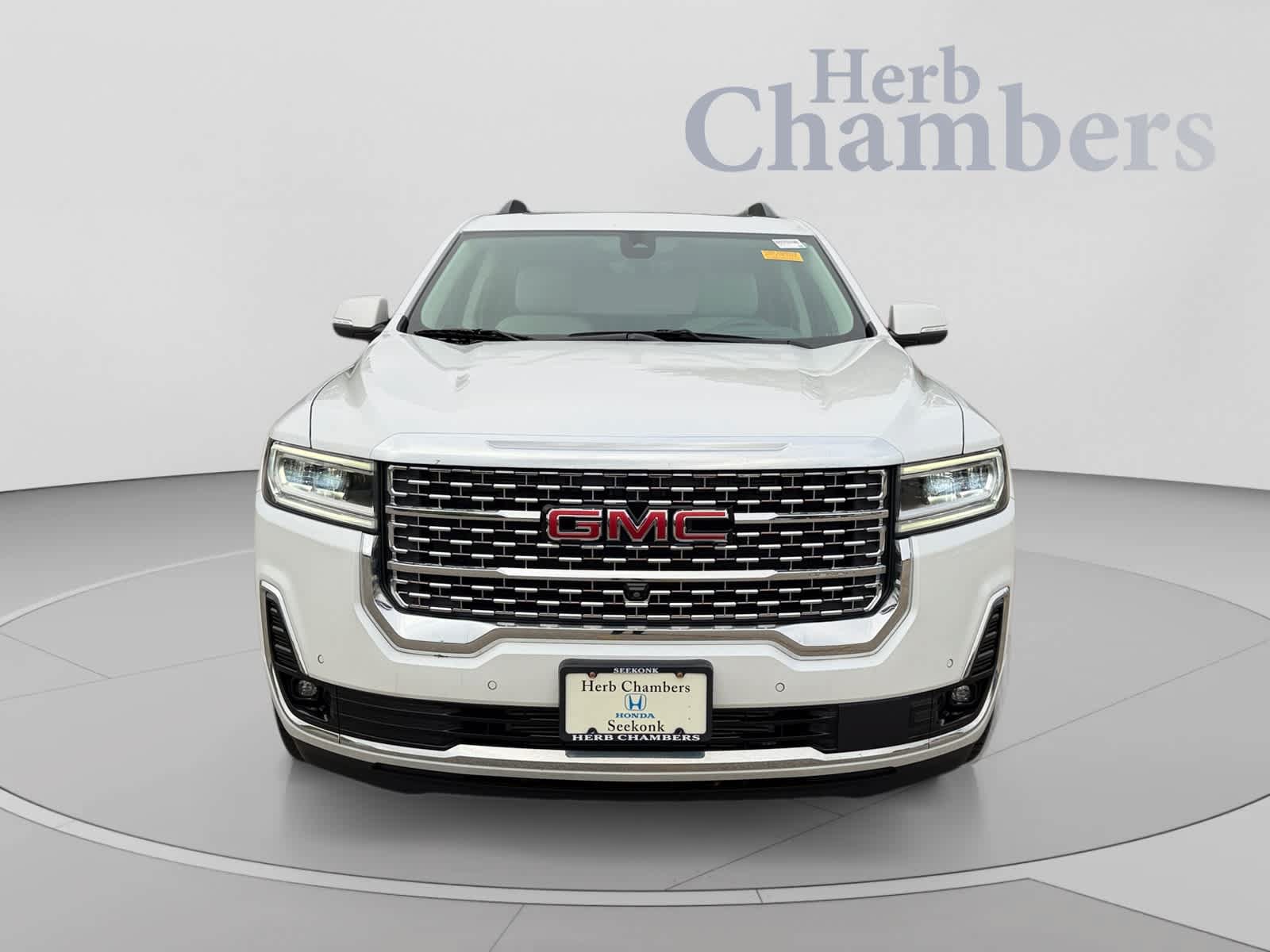 Used 2023 GMC Acadia Denali w/ Denali Ultimate Package AWD/4WD image 2