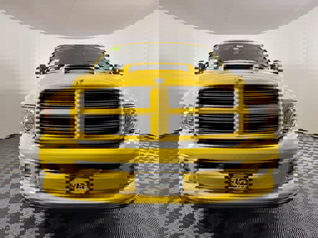 Used 2004 Dodge Ram 1500 Truck SLT w/ Sport Appearance Group image 2