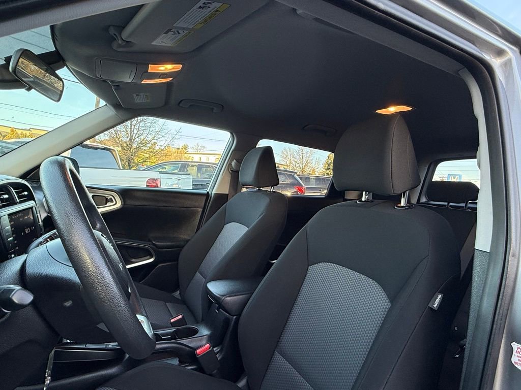 Used 2023 Kia Soul LX w/ Option Group 015 image 31