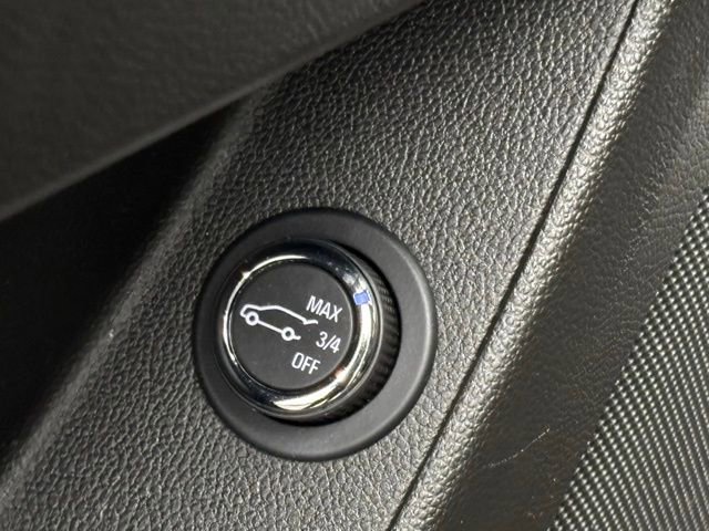 Used 2022 Chevrolet Traverse LT AWD/4WD image 18