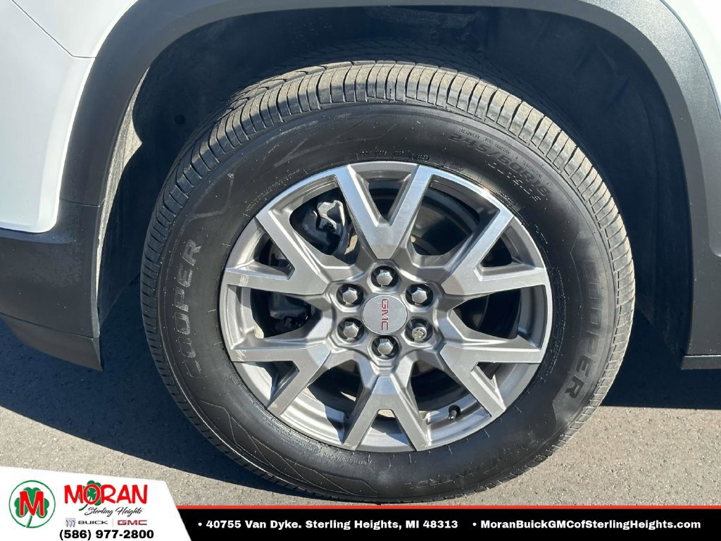 Certified 2021 GMC Acadia SLT w/ Technology Package AWD/4WD image 8